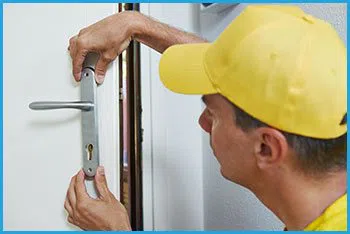Lock Locksmith Services Oak Park, CA 818-570-0964 - 4-professional-locksmith